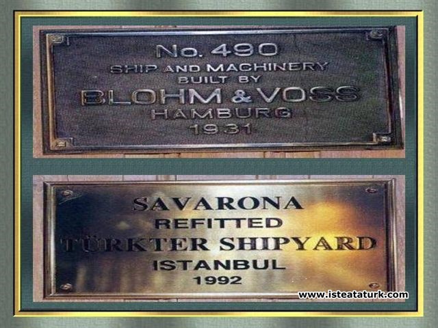 Savarona Yatı'nın 1932 ve 1992 tarihli isim plaketleri.
